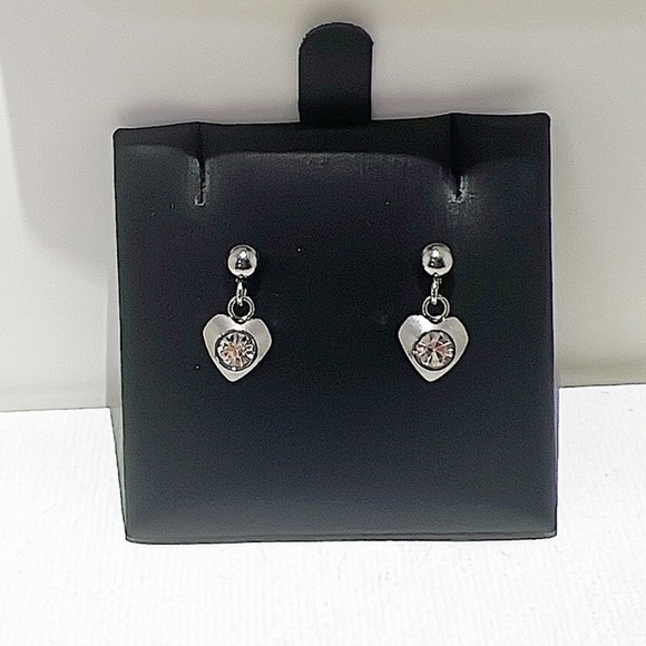 HANDCRAFTED SELLER - Picture 5 of 17